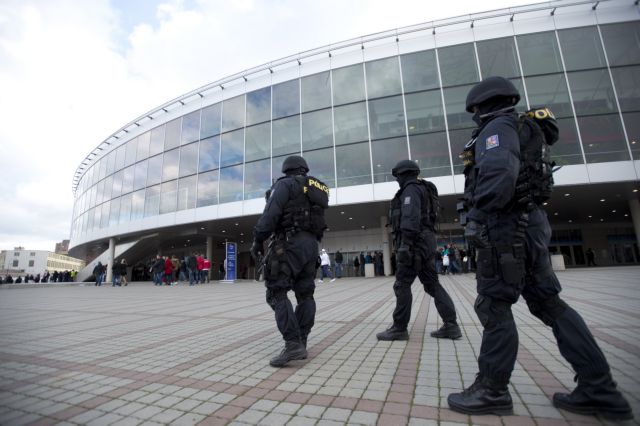 Σε επαγρύπνηση ΗΠΑ και Ρωσία, ενισχυμένα μέτρα ασφαλείας