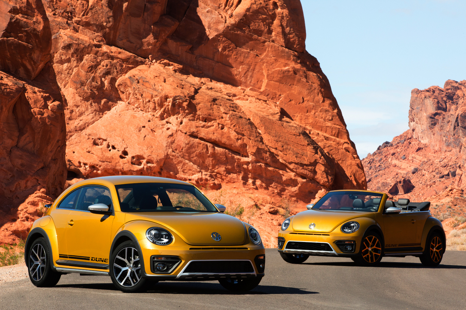 VW Beetle Dune 2016: Ο βασιλιάς της σκόνης