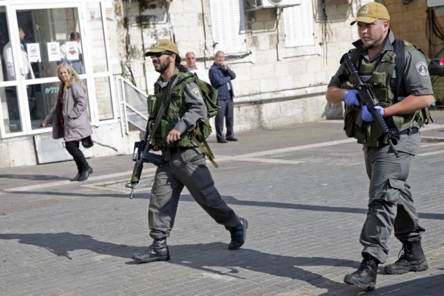 Νεκροί δύο Ισραηλινοί σε επίθεση με μαχαίρι στο Τελ Αβίβ