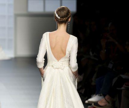 Αποκαλυπτική πλάτη και το χειμώνα