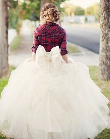 Νυφικό με πουκάμισο. Γιατί όχι;