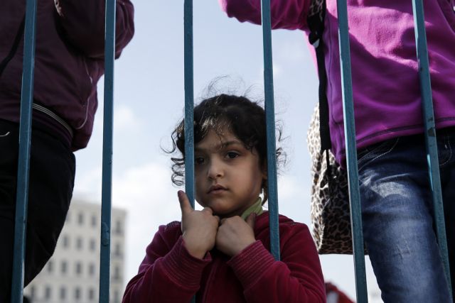 ΕΕ: Σχέδιο έκτακτης ανάγκης προς αποφυγή ανθρωπιστικής κρίσης στην Ελλάδα