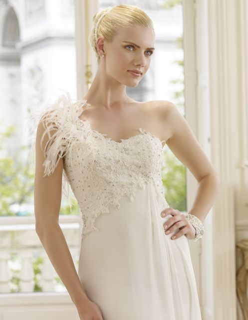 Νυφικά με αιθέρια θηλυκότητα