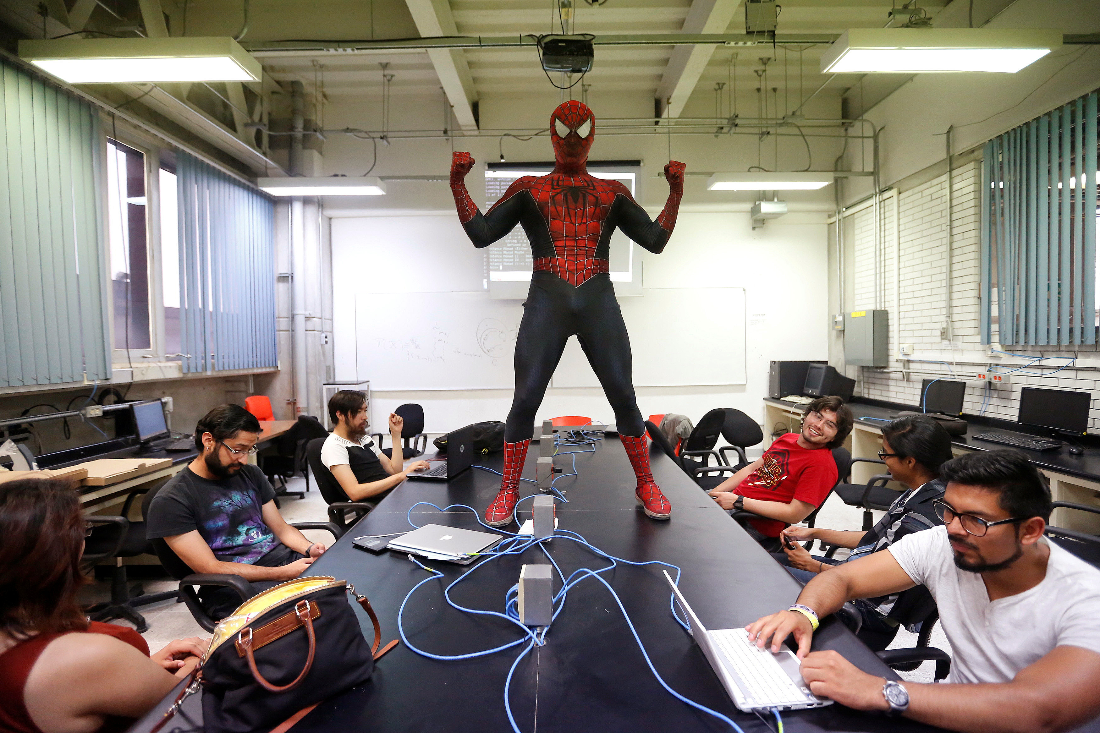 O Spiderman είναι βοηθός καθηγητή Πληροφορικής στο Μεξικό