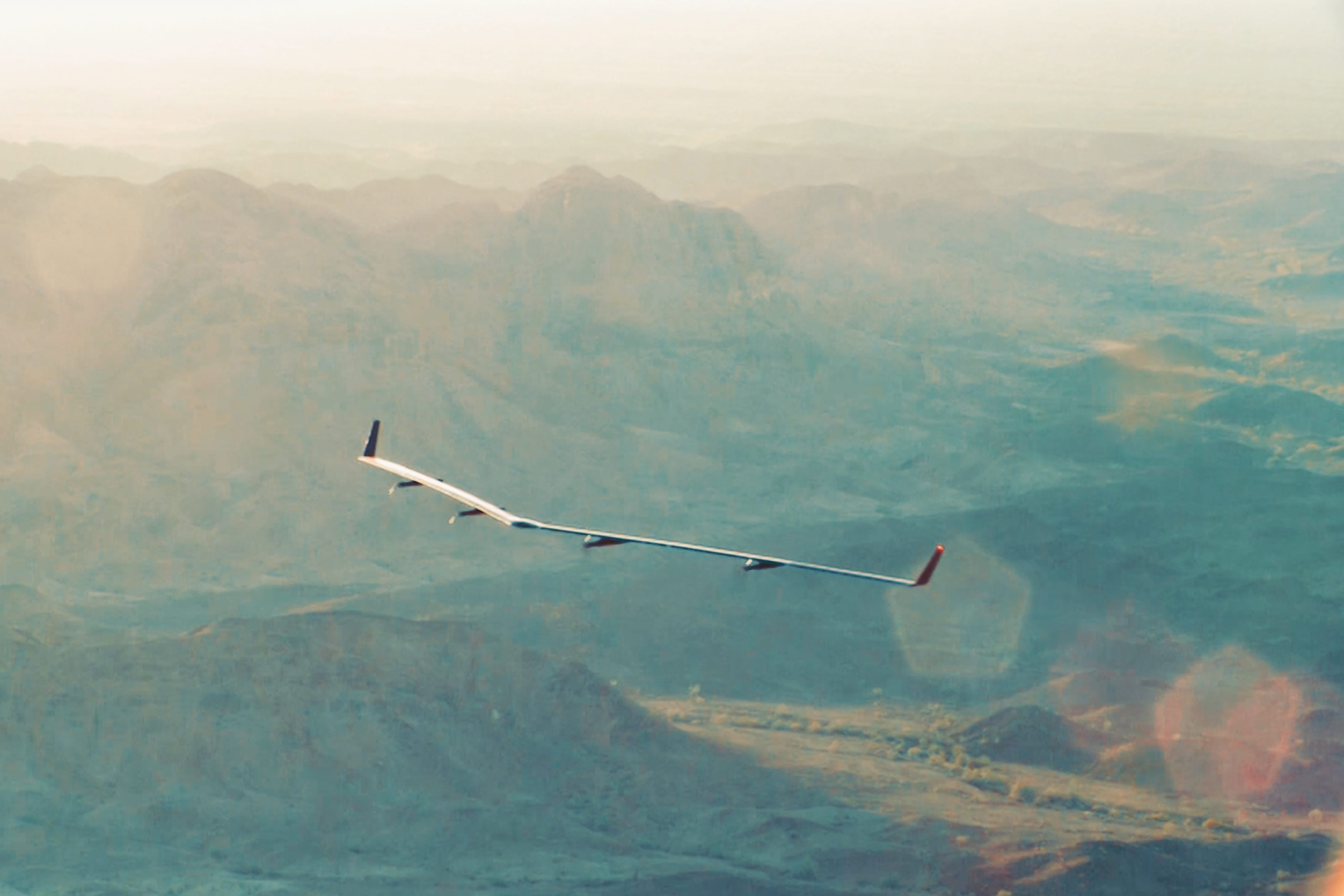 Πρώτη επιτυχημένη πτήση ηλιακού drone του Facebook για Ίντερνετ παντού
