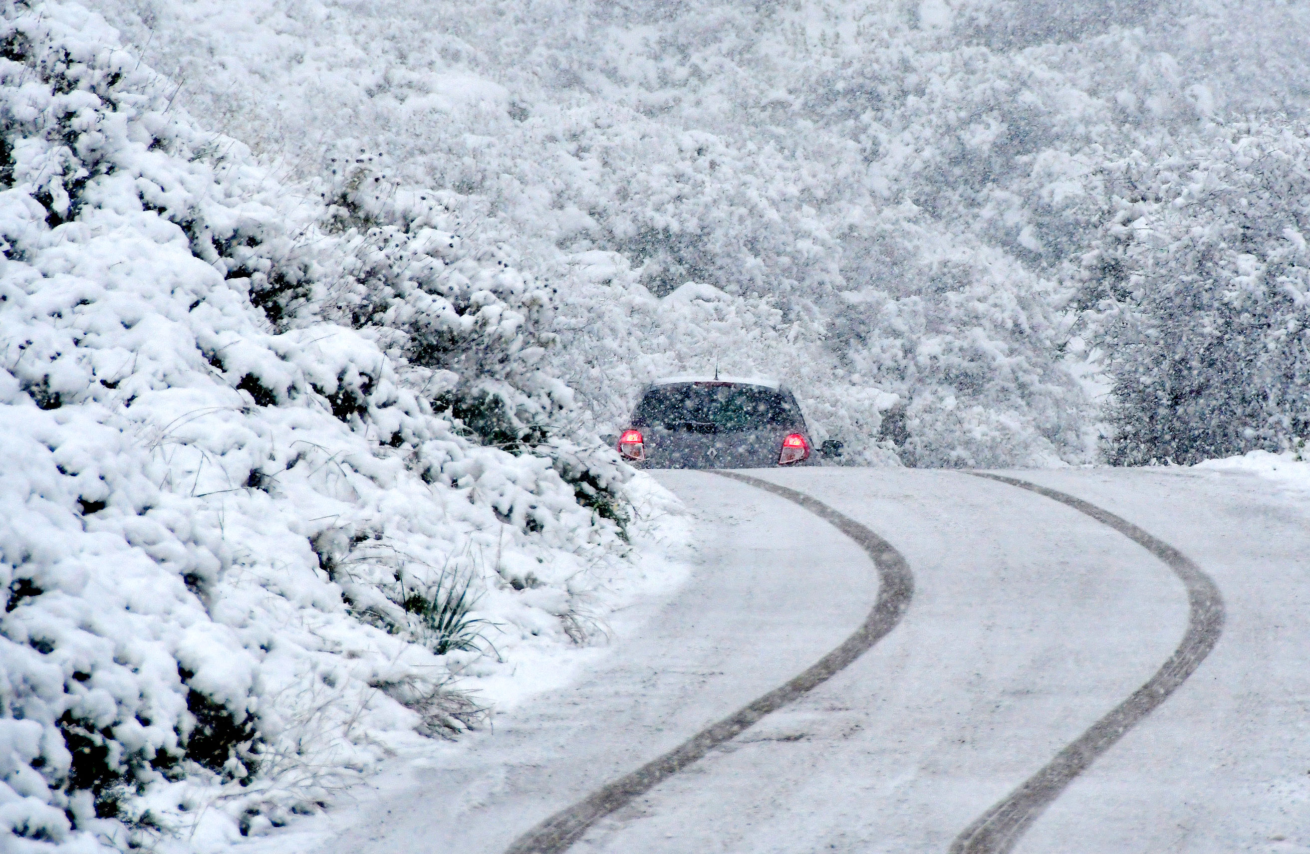 Στο έλεος του χιονιά η χώρα, πού υπάρχουν προβλήματα