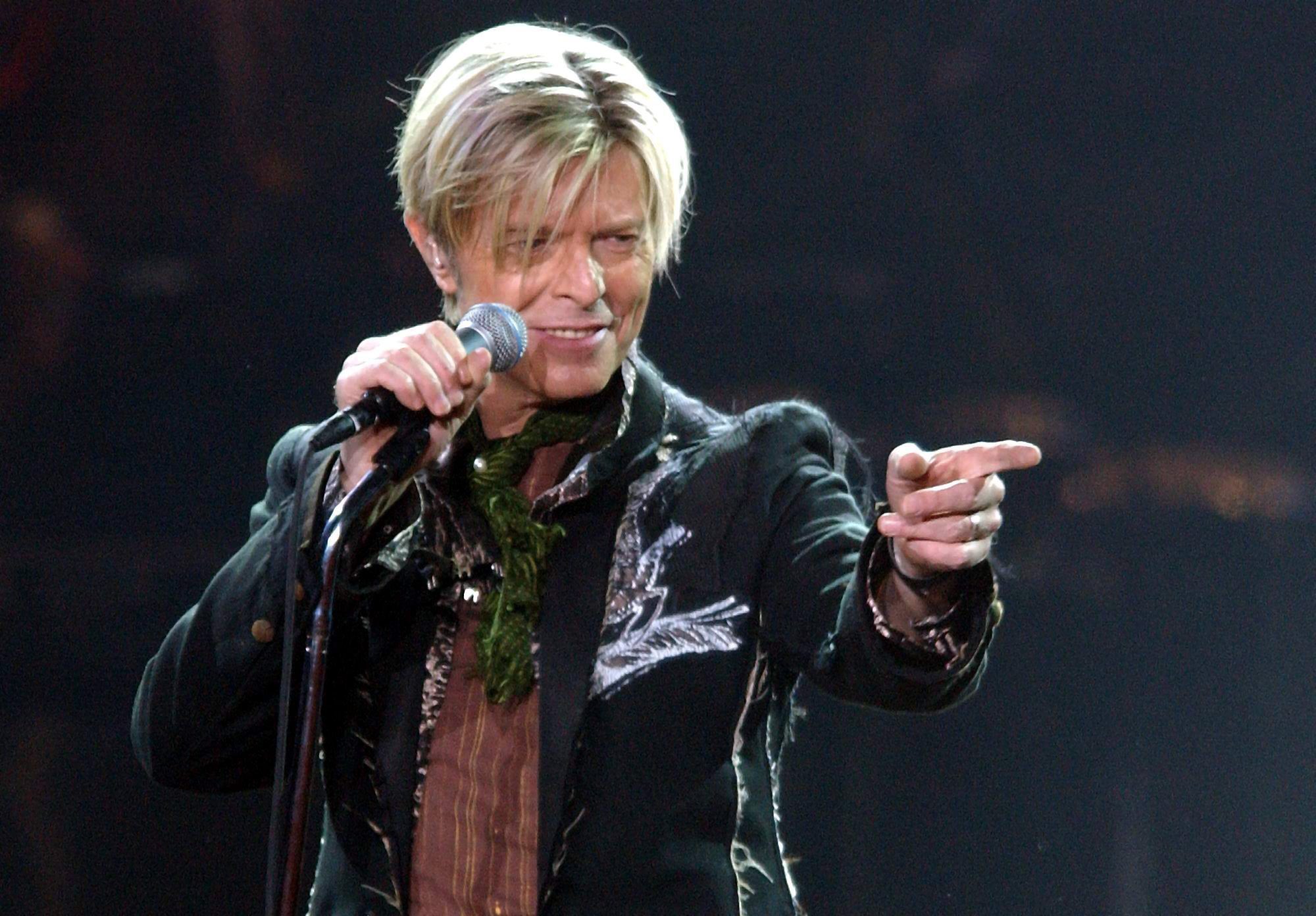 David Bowie: Είμαι ένα στιγμιαίο αστέρι, απλά προσθέστε και νερό