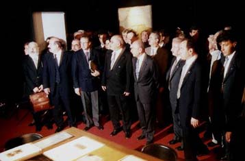 Στον Ελληνισμό της διασποράς θα παρουσιαστεί η έκθεση Οδοιπορικό στο Αγιον Ορος