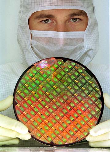 H ΑΜD πρώτη στην Ευρώπη που εφαρμόζει τεχνολογία χαλκού στην κατασκευή επεξεργαστών