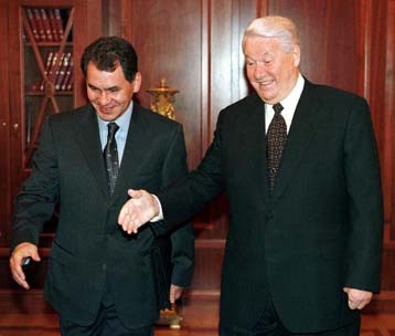 Ο Γέλτσιν αναχωρεί την Τετάρτη για διακοπές