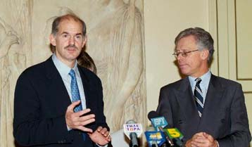 Η Γιουγκοσλαβία πρέπει να εξέλθει από την απομόνωση, σύμφωνα με τον ΟΑΣΕ