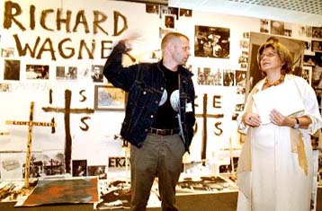 Ανοιξε η Art Athina