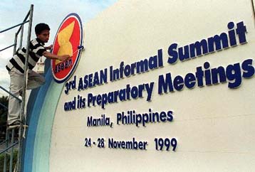 Η Μανίλα υποδέχεται τους ηγέτες των χωρών της ASEAN