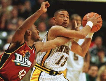 Εύκολη επικράτηση των Πίστονς