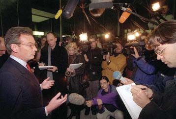 Προσπάθεια της Mannesmann για απόκρουση της επιθετικής εξαγοράς της Vodafone