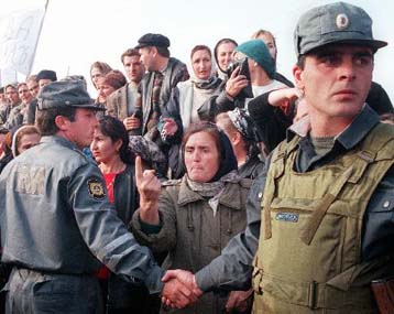 Αξιωματούχος προτρέπει τους Τσετσένους να επιστρέψουν στις ελεγχόμενες από τη Ρωσία περιοχές
