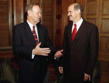 Ολοκληρώθηκε η τετραήμερη επίσκεψη του Παπανδρέου στον Καναδά