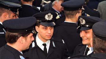 Από την Τετάρτη ξεκινούν τα μέτρα ασφαλείας για την επίσκεψη Κλίντον