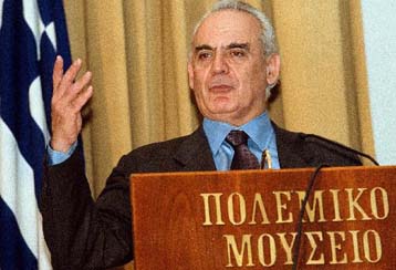 Απάντηση Τσοχατζόπουλου σε Τσακμάκογλου για τις βραχονησίδες