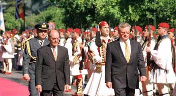 Επισκέπτεται επίσημα την Ελλάδα ο Πρόεδρος της Μολδαβίας