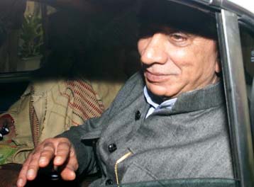 Επιτεύχθηκε συμφωνία για την απελευθέρωση όλων των ομήρων του ινδικού αεροσκάφους