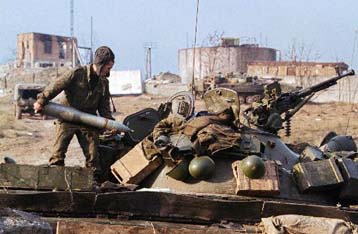 Συνεχίζεται η προέλαση των ρωσικών δυνάμεων – Επικρίσεις από τη Δύση