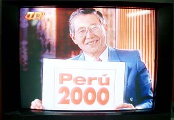 Αντιδρούν Ουάσιγκτον και κόμματα στη διεκδίκηση τρίτης θητείας από τον Φουτζιμόρι