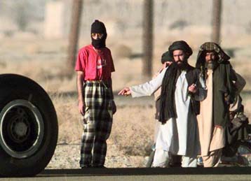 Aυξάνουν τις απαιτήσεις τους οι αεροπειρατές του ινδικού Αirbus