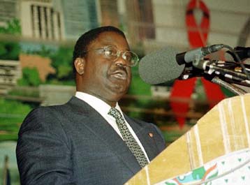 Μεταβατική περίοδος θα είναι η παρουσία της χούντας