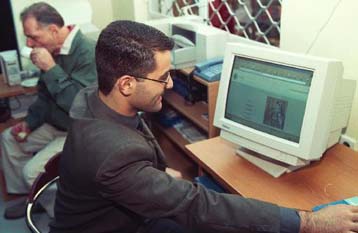 Ξεπερνούν τις 360.000 οι χρήστες του Internet στην Ελλάδα