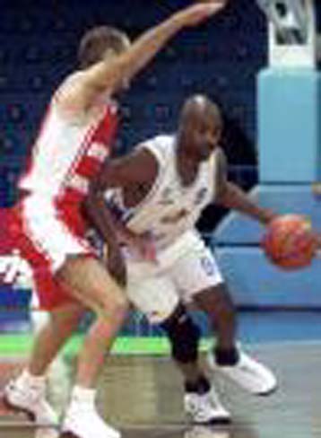 Πατατράκ στη Θεσσαλονίκη για τον Ολυμπιακό