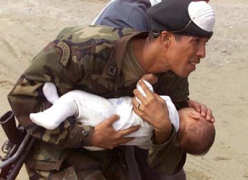 Εκκληση για βοήθεια από τον ΟΗΕ – Οκτώ νεκροί από συντριβή ελικοπτέρου