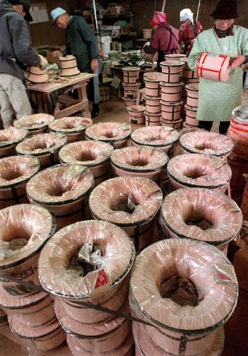 Αποθέματα τροφίμων και εναλλακτικές συσκευές για την αντιμετώπιση του προβλήματος του 2000