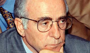 Επίθεση Σουφλιά κατά Καραμανλή – Δεν θα πολιτευτεί στις ερχόμενες εκλογές