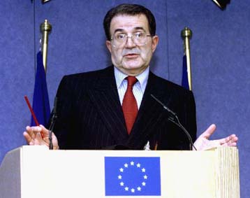 Βαρύ τίμημα θα πληρώσει η Βρετανία εάν παραμείνει εκτός ζώνης ευρώ