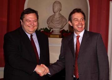 Συνάντηση Βενιζέλου και Μπλερ για πολιτικές και οικονομικές σχέσεις αλλά και για τα Μάρμαρα