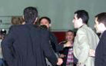 Τέσσερις παλεύουν για τρεις θέσεις