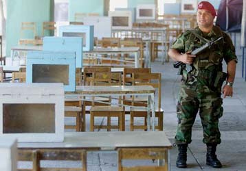 Η Χιλή προσέρχεται στις κάλπες για την εκλογή νέου προέδρου