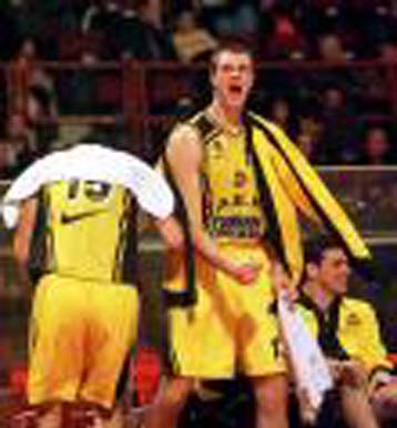 Συντριβή για την ΑΕΚ