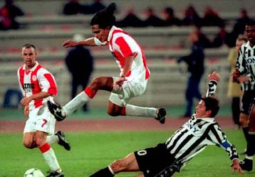 Με στόχο το θαύμα ο Ολυμπιακός