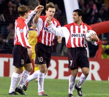 Η Αϊντχόβεν συνέτριψε τη Χεέρενβεν, η Βαλένθια ισόπαλη με την Αλαβές <i>Αλλα αποτελέσματα </i>