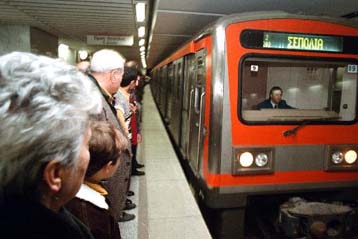 Με 60% πληρότητα στους συρμούς κινείται το μετρό