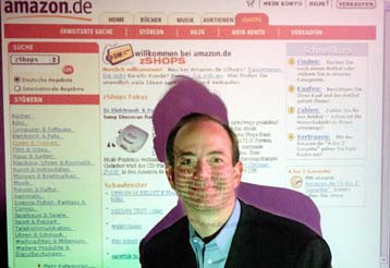 Το Amazon.com απολύει