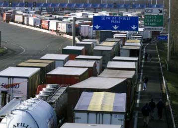 Οδοφράγματα σε αυτοκινητόδρομους στη Γαλλία