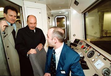 Ηλεκτρονική η πρώτη βόλτα με το μετρό