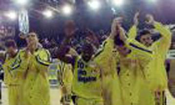 Θρίαμβος του Περιστερίου στο Ηράκλειο 78-83