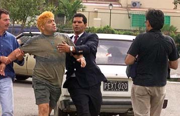 Επίθεση Μαραντόνα σε φωτογράφο