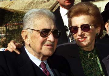 Η κυβέρνηση εξετάζει το ενδεχόμενο να περιορίσει τις προνομίες του Βάιτσμαν