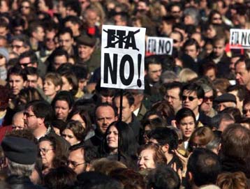 Πορεία διαμαρτυρίας εναντίον του ΕΤΑ στη Μαδρίτη