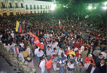 Τριανδρία αναλαμβάνει την εξουσία – Αρνείται να παραιτηθεί ο Χαμίλ Μαχουάντ